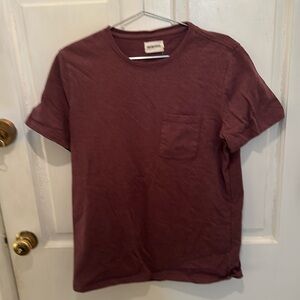 Taylor Stitch heavy bag pocket tee. 42/Large burgundy